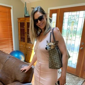 Meet your Posher, Molly